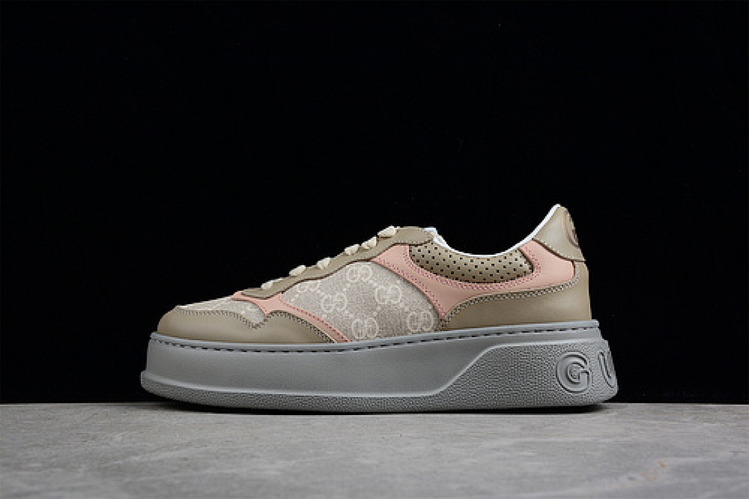 Chanel [GU*CCI SCREENER GG HIGH-TOP SNEAKER KHAKI/LIGHT GREY/PINK]-[WOMAN:35-40], photo 1