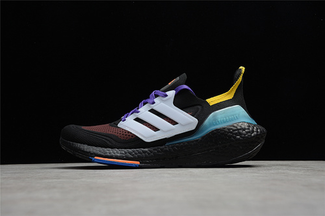 ULTRABOOST 21 SHOES CORE BLACK/CLOUD WHITE/PULSE AQUA · S23870, photo 1