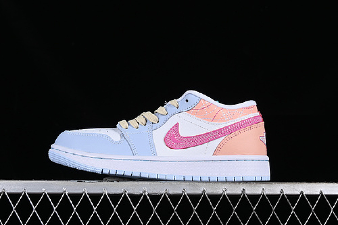 Jordan AIR Jordan 1 LOW WHITE/BLUE/PINK/ORANGE · FV3623-151, photo 1