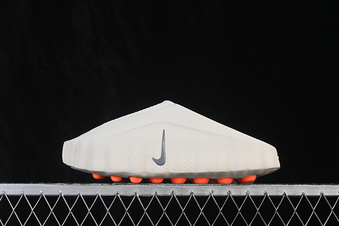 Unbranded [HQ4307-002]-[MIND 001 SLIDE BONE/HYPER CRIMSON/BUFF/CHROME]-[WOMAN:36-38.5]-[MAN:40-47.5] - Image 2