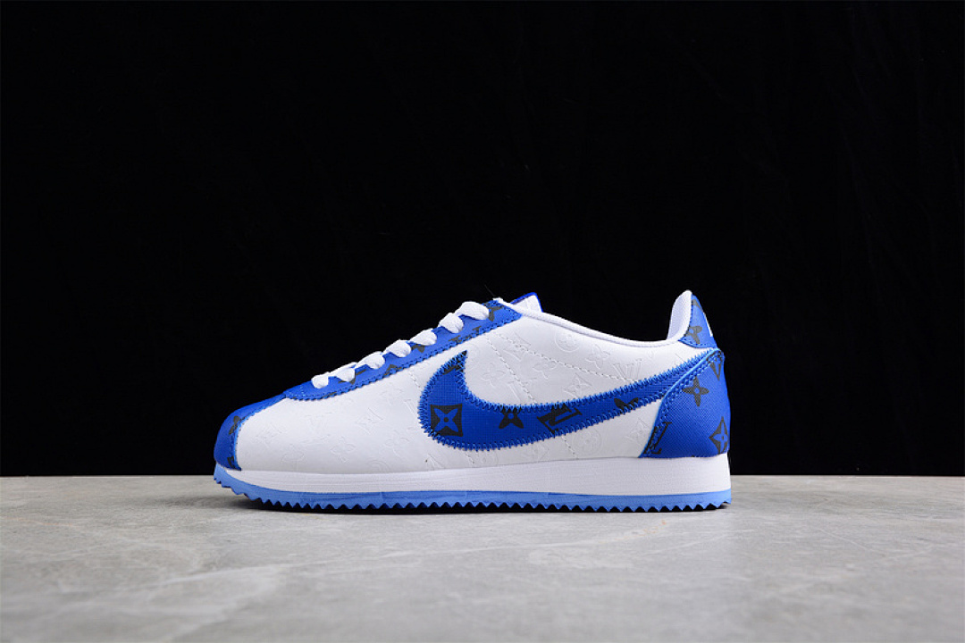 Unbranded [1A9VAO]-[CLASSIC CORTEZ NYLON PREN WHITE/WHITE/BLUE]-[WOMAN:36-39]-[MAN:40-44], photo 1