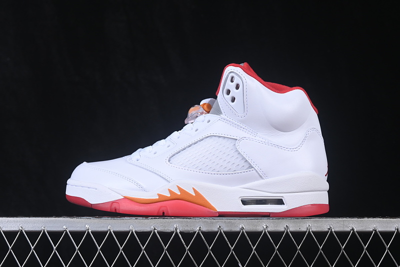 Jordan AIR Jordan 5 RETRO RUNNING SHOES RED/WHITE · IV5678-102, photo 1