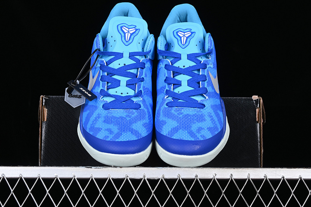 Nike [555035-400]-[KOBE 8 SYSTEM GREY/WHITE/BLUE]-[MAN:40-46] - Image 13