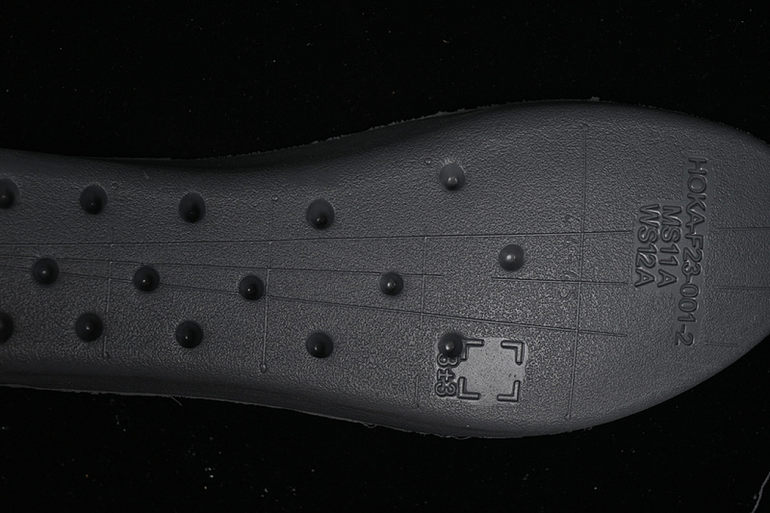 Hoka [1134532 BBLC]-[HOKA ONE RESTORE TC BLACK]-[WOMAN:36-39]-[MAN:40-45] - Image 4