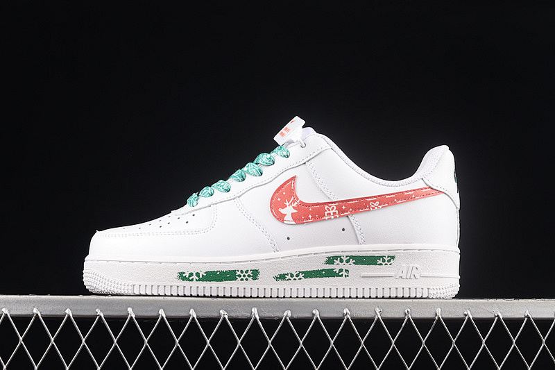 Nike Nike AIR FORCE 1 07 LOW WHITE/WHITE/GREEN/RED · CW2288-111, photo 1