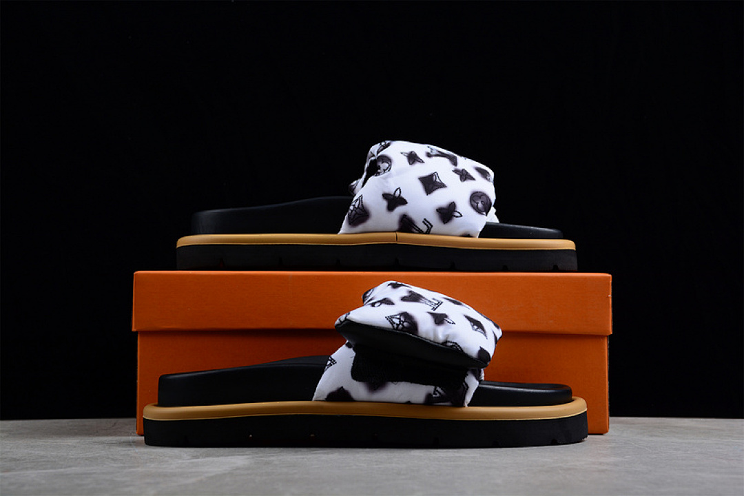 Louis Vuitton [L*V FRONTROW SNEAKERS BLACK/BLACK/WHITE]-[WOMAN:35-40] - Image 10