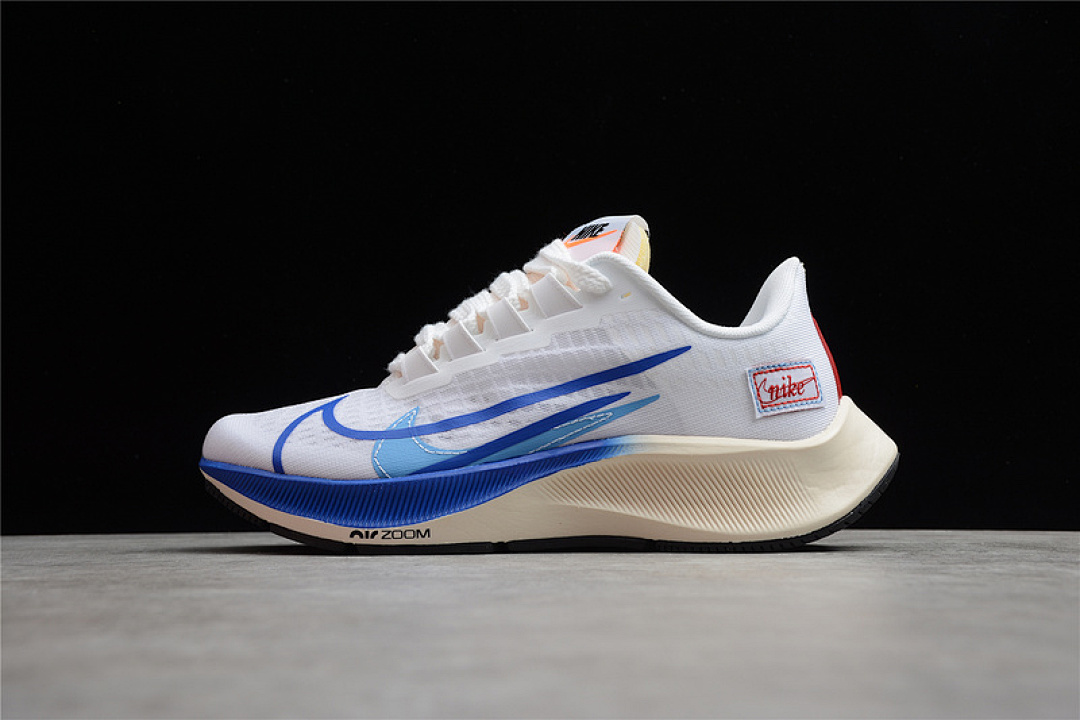 Nike Nike AIR ZOOM PEGASUS 37 PREMIUM WHITE/GYM RED/SAIL/GAME ROYAL · CQ9908-100, photo 1