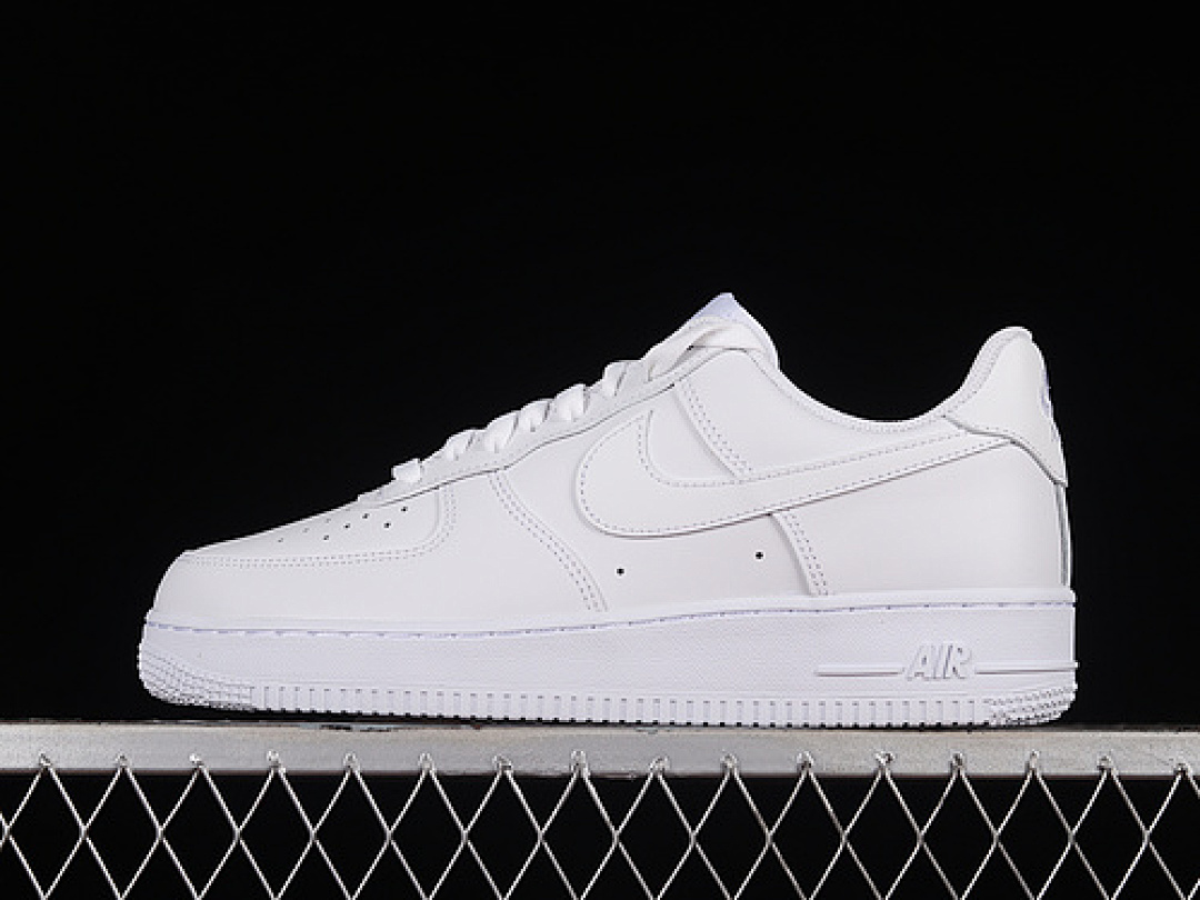 Nike [CW2288-111]-[AIR FORCE 1 07 WHITE/WHITE/WHITE]-[WOMAN:36-39]-[MAN:40-45], photo 1