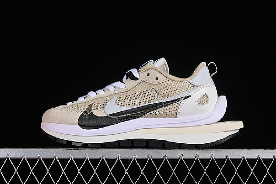 Sacai Sacai VAPORWAFFLE 3.0 WHITE/BLACK/GREY/BROWN · CV1363-108, photo 1