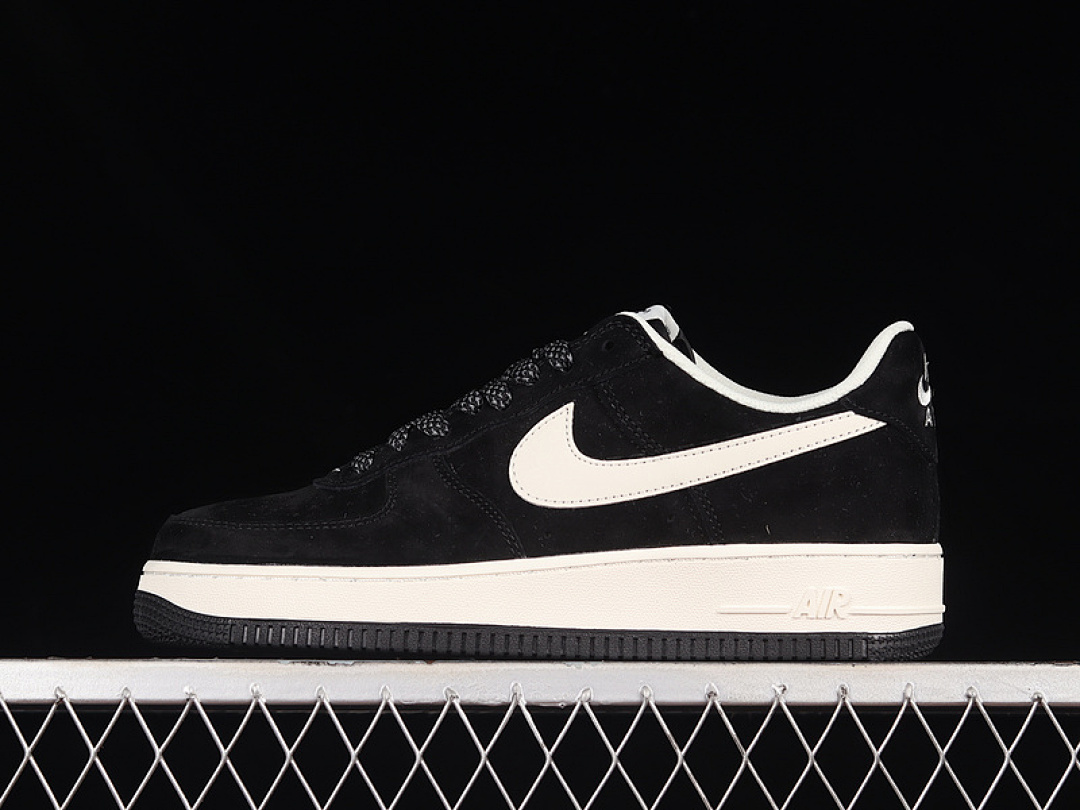 Nike [DJ3911-001]-[AIR FORCE 1 LOW BLACK/BLACK/WHITE]-[WOMAN:36-39]-[MAN:40-45], photo 1
