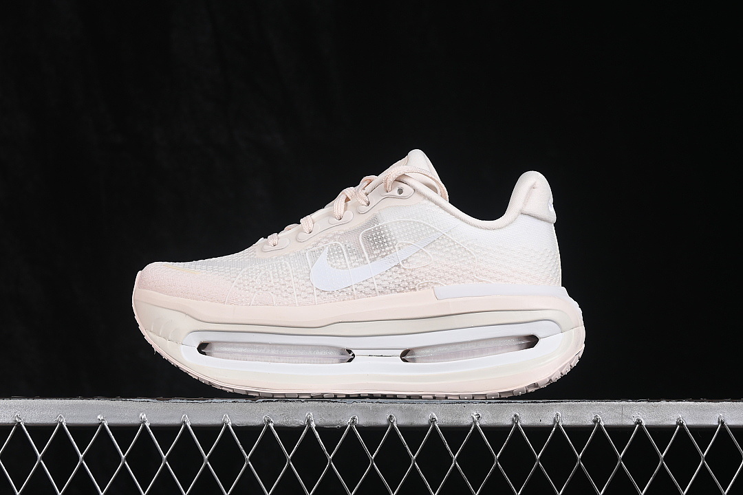 Nike Nike AIR ZOOM VOMERO PREMIUM AIR CUSHION SHOES PINK/WHITE · IQ8102-100, photo 1