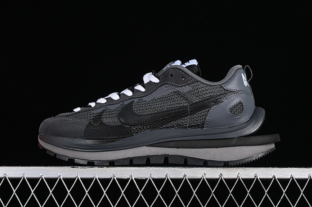 Sacai [CV1363-105]-[SACAI VAPORWAFFLE 3.0 BLACK/GREY/WHITE]-[WOMAN:36-39]-[MAN:40-47.5], photo 1