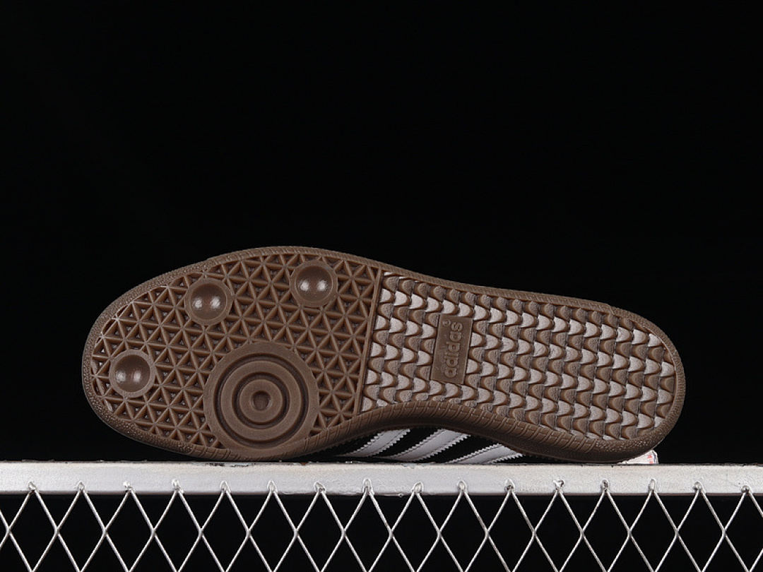 Adidas [B75807]-[SAMBA OG SHOES CORE BLACK/CLOUD WHITE/GUM]-[WOMAN:36-39]-[MAN:40-45] - Image 14