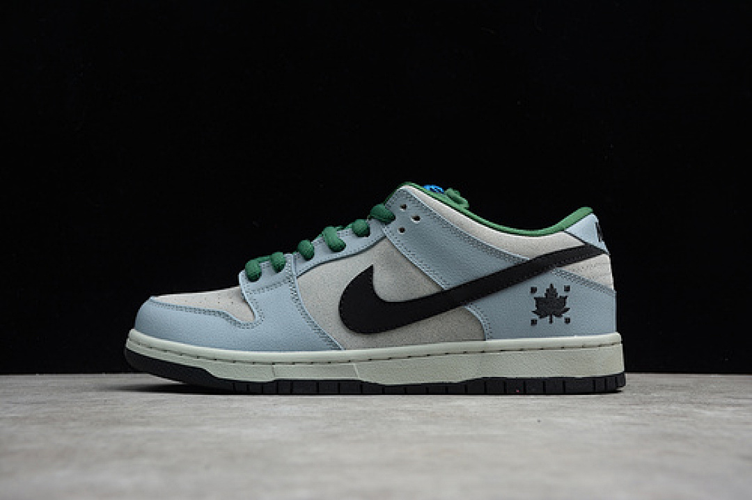 Unbranded [313170-021]-[SB DUNK LOW PREMIUM SB MAPLE LEAF BLUE/BLACK/GREEN]-[UNISEX:36-46], photo 1