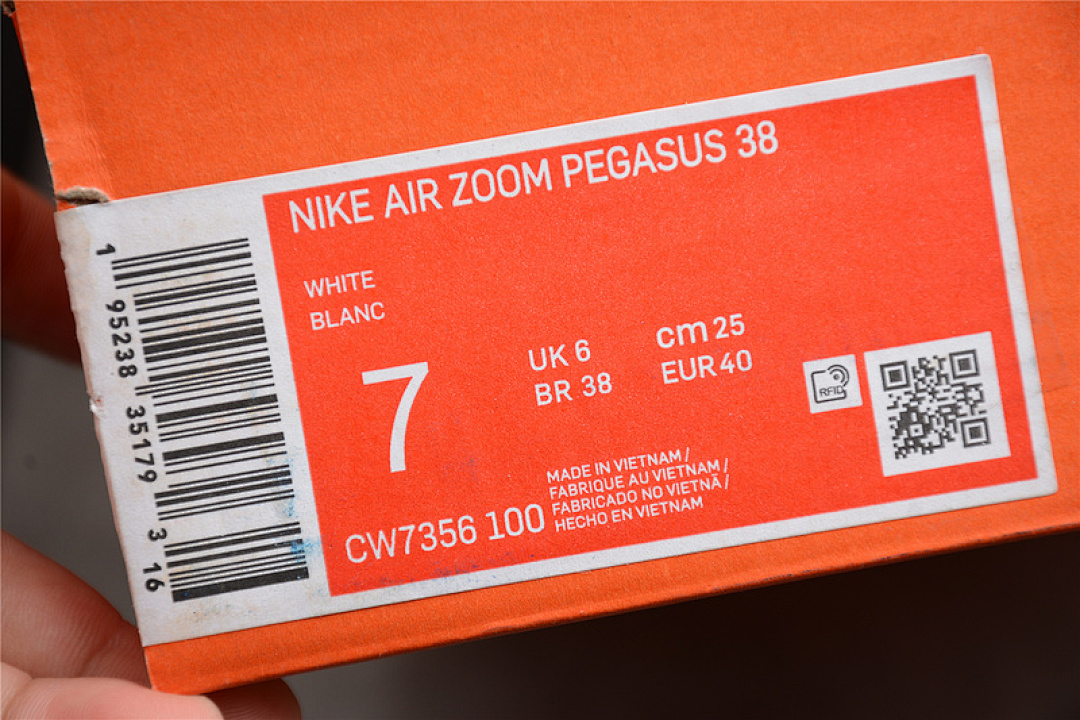 Nike [DD1827-001]-[KELLY ANNA LONDON X AIR ZOOM PEGASUS 38 RUN PAST THE FUTURE BLACK/RACER (BLUE]) - Image 8