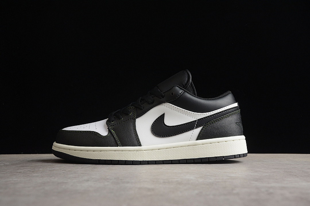 Jordan [DO8244-003]-[AIR JORDAN 1 LOW SE GS WEAR-AWAY BLACK/ELECTRIC GREEN/WHITE/SAIL]-[UNISEX:36-46], photo 1