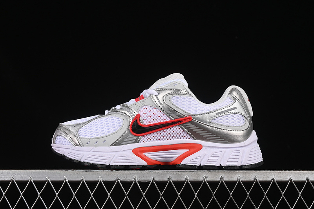 Unbranded [HQ7901-100]-[V5 RNR WHITE/PICANTE RED/VAST GREY/BLACK]-[WOMAN:36-39]-[MAN:40-45], photo 1