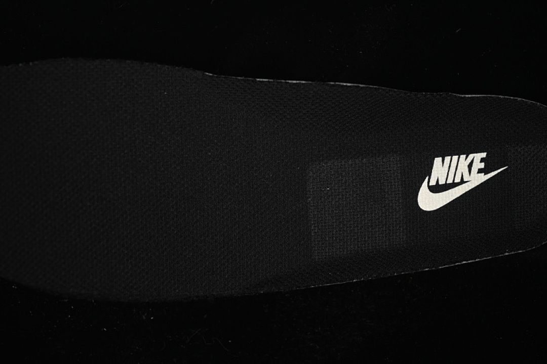 Nike [SM6668-115]-[AIR FORCE 1 07 LOW CASUAL SNEAKERS BLACK/WHITE]-[WOMAN:36-39]-[MAN:40-45] - Image 3