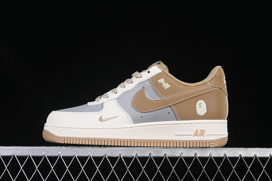 Nike Nike AIR FORCE 1 07 LOW BAPE WHITE/GREY/KHAKI · BB6566-208, photo 1
