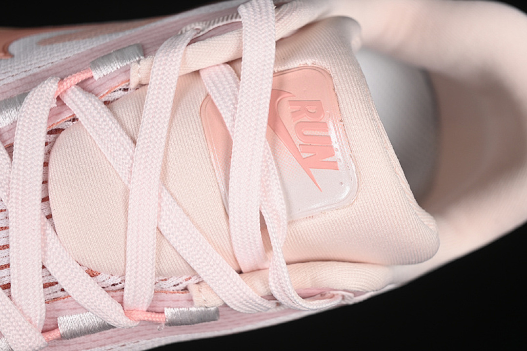 Nike [HM6804-601]-[AIR ZOOM VOMERO 18 BEIGE]-[WOMAN:36-40] - Image 9