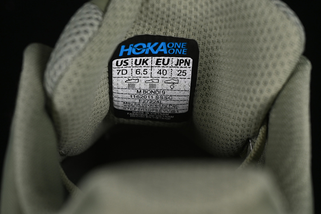 On Running [1162011 SSSC]-[HOKA ONE BONDI 9 WHITE/GREEN]-[WOMAN:36-39]-[MAN:40-45] - Image 5