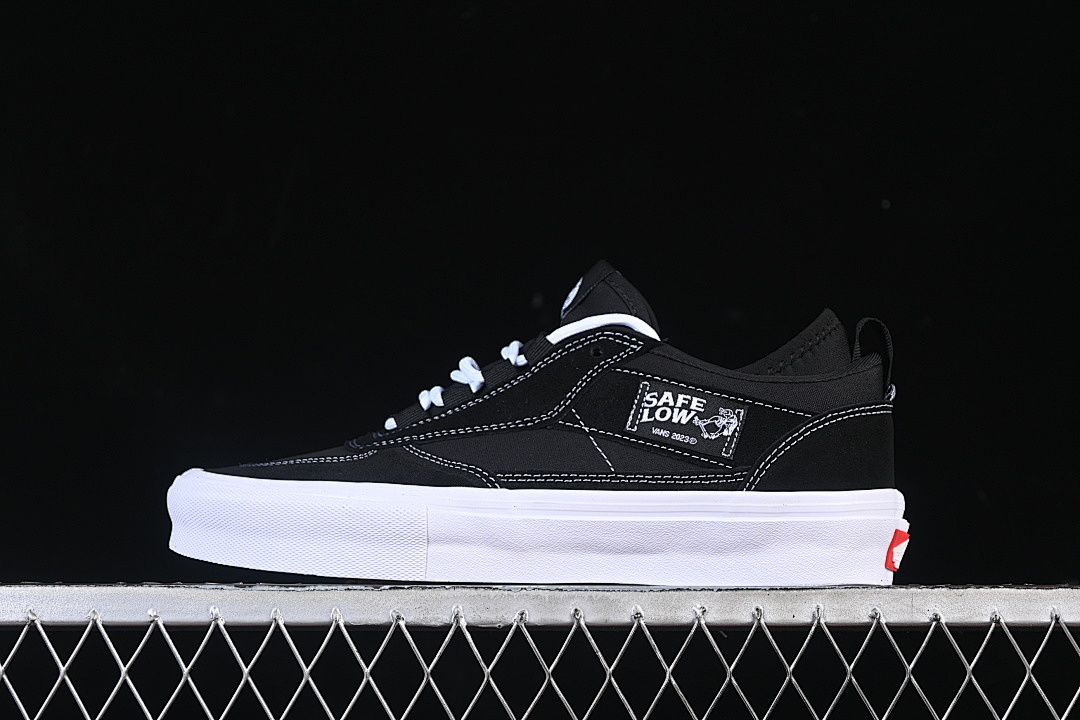 Unbranded [VN000EEHBKA]-[LOW TOP RETRO CASUAL SNEAKERS BLACK/WHITE]-[WOMAN:35-39]-[MAN:40-44], photo 1