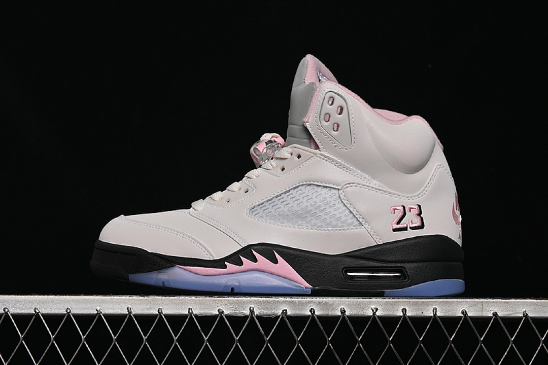 Jordan [HQ7978-102]-[AIR JORDAN 5 RETRO 35TH ANNIVERSARY WHITE/PINK/BLUE/BLACK]-[UNISEX:36-48.5], photo 1
