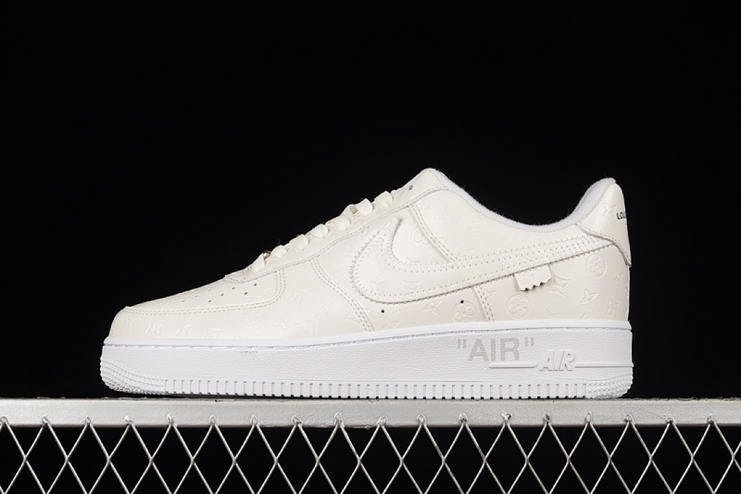 Nike Nike L*V X AIR FORCE 1 LOW 07 BEIGE/BEIGE/WHITE · LV3369-100, photo 1