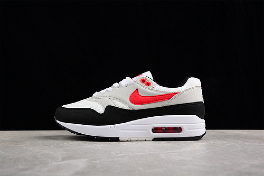Unbranded [FD9082-101]-[AIR MAX 1 CHILI 2023 WHITE/UNIVERSITY RED/PURE PLATINUM/BLACK], photo 1