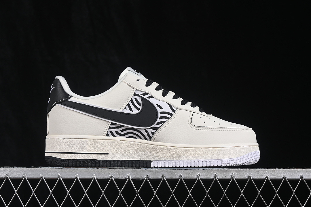 Nike [DK0188-149]-[AIR FORCE 1 07 LOW CASUAL SNEAKERS BLACK/WHITE]-[WOMAN:36-39]-[MAN:40-45] - Image 15