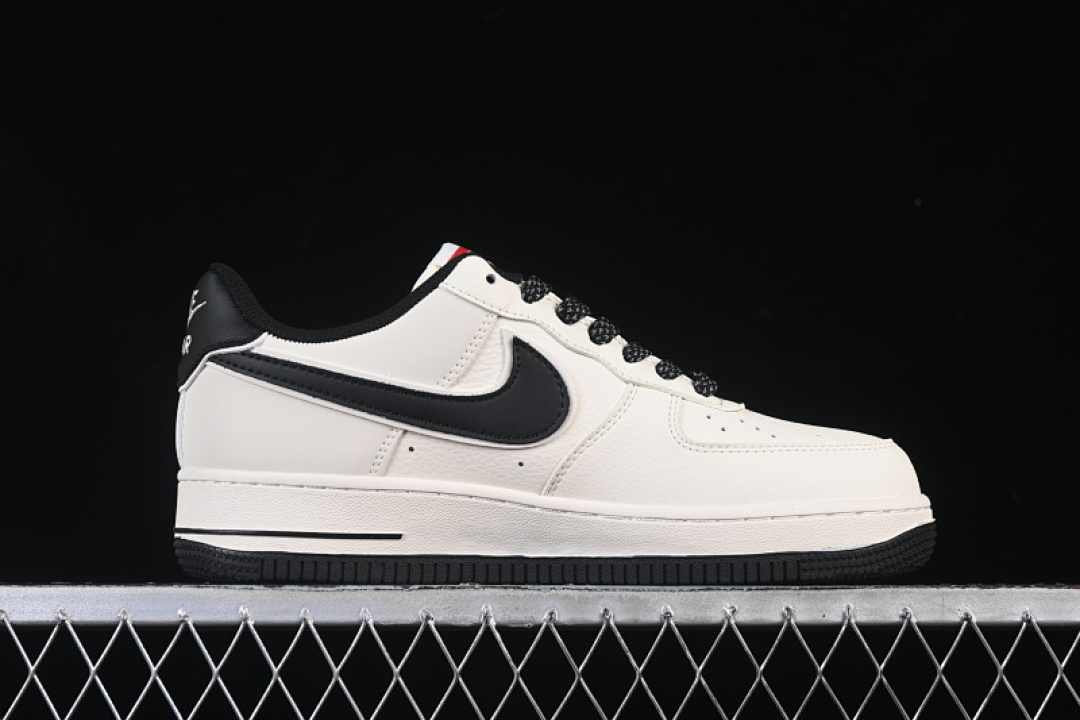Nike [JP8028-059]-[AIR FORCE 1 07 LOW CASUAL SNEAKERS BLACK/WHITE]-[WOMAN:36-39]-[MAN:40-45] - Image 15