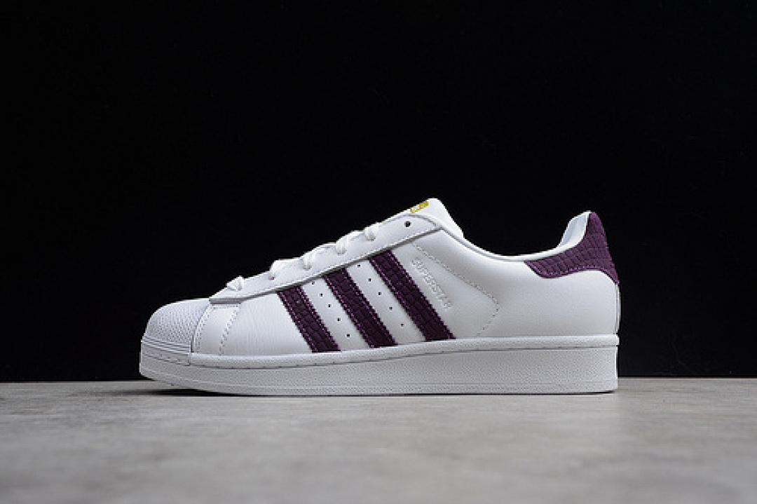Unbranded [DA9104]-[SUPERSTAR FTWR WHITE/RED NIGHT F17/GOLD MET]-[WOMAN:36-39 1/3]-[OG00126], photo 1