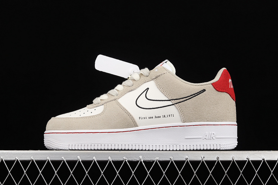 Nike [DB3597-100]-[AIR FORCE 1 LOW 07 LV8 FIRST USE LIGHT STONE/BLACK/SAIL/UNIVERSITY (RED]), photo 1