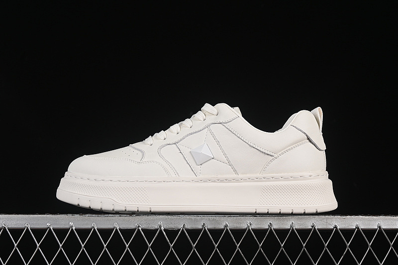 Valentino Valentino ROCKSTUD UNTITLED WHITE · P38566H, photo 1