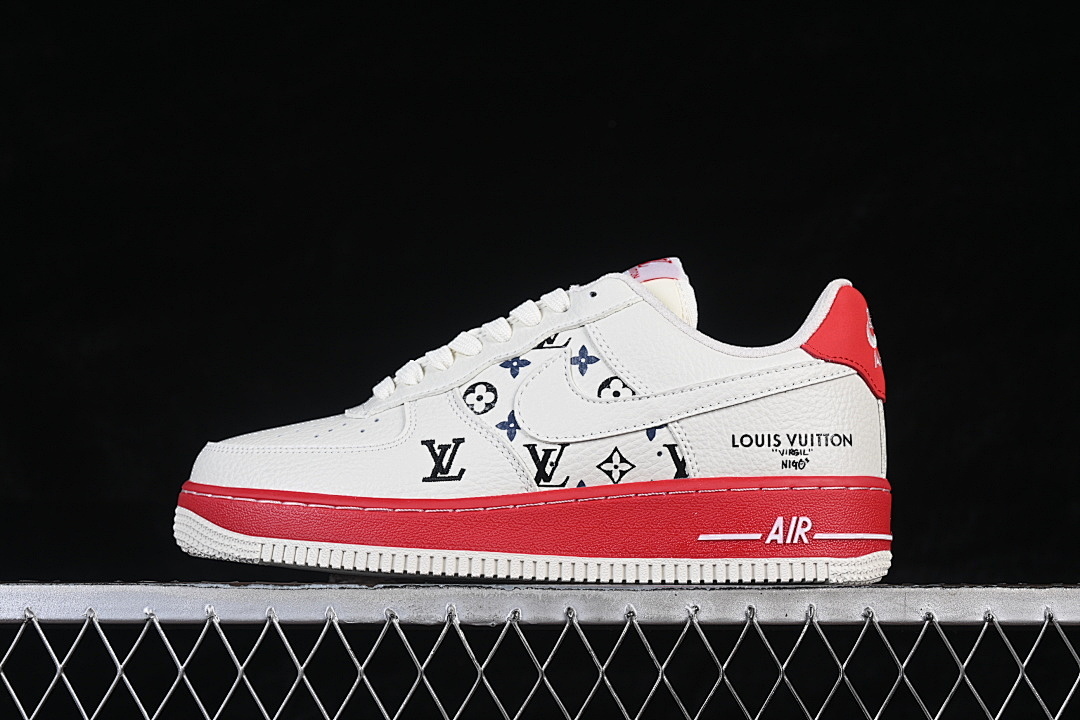 Nike Nike AIR FORCE 1 07 LOW WHITE/RED/BLACK · BQ4212-100, photo 1