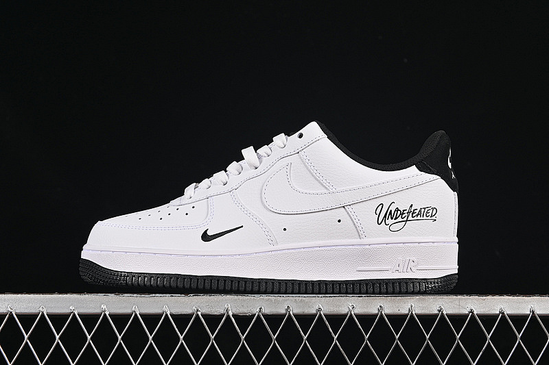 Nike Nike UNDEFEATED X AIR FORCE 1 07 LOW WHITE/BLACK · ZH0316-102, photo 1