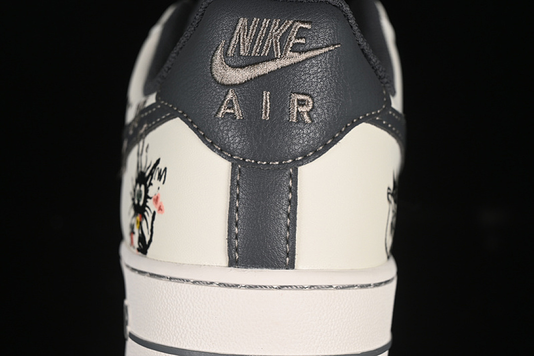 Nike [FJ7740-710]-[AIR FORCE 1 07 LOW LITTLE BLACK CAT WHITE/GREY/BLACK]-[WOMAN:36-39]-[MAN:40-45] - Image 7