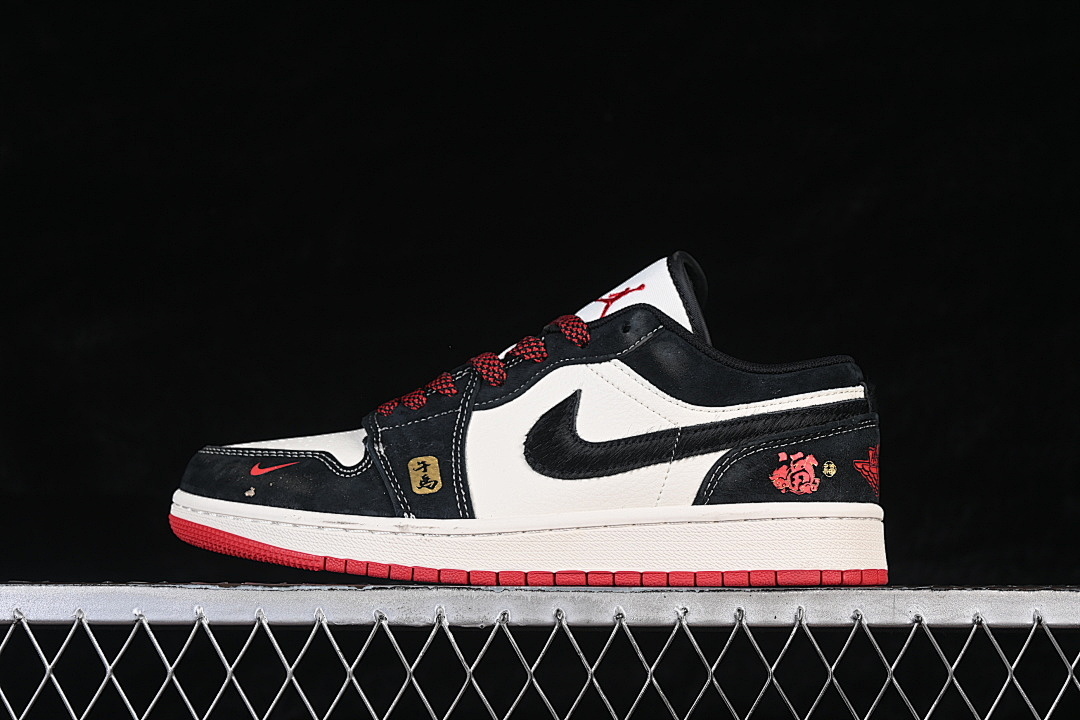 Jordan [MZ9588-846]-[AIR JORDAN 1 LOW RETRO SHOES WHITE/BLACK]-[WOMAN:36-39]-[MAN:40-45], photo 1