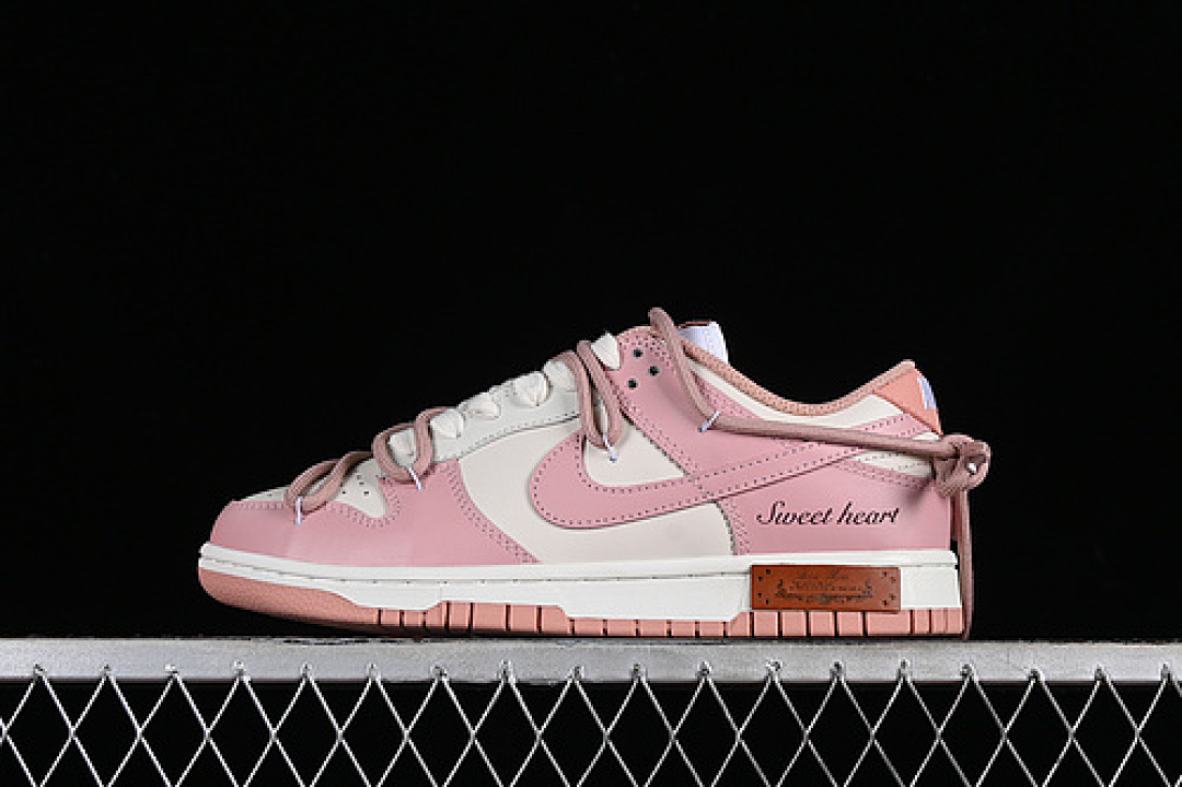 Unbranded [DD1503-118]-[DUNK LOW SB ESS WHITE/ROSE WHISPER]-[WOMAN:35.5-40], photo 1