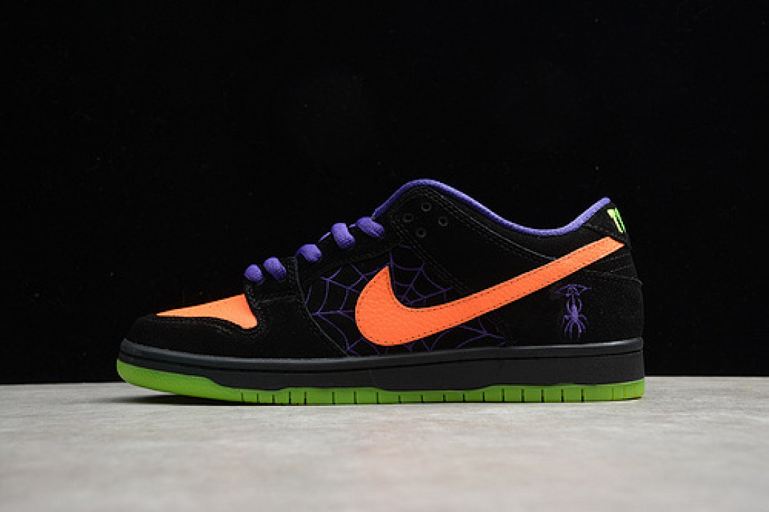 Purple [BQ6817-006]-[SB DUNK LOW NIGHT OF MISCHIEF BLACK/ORANGE/PURPLE]-[UNISEX:36-45], photo 1