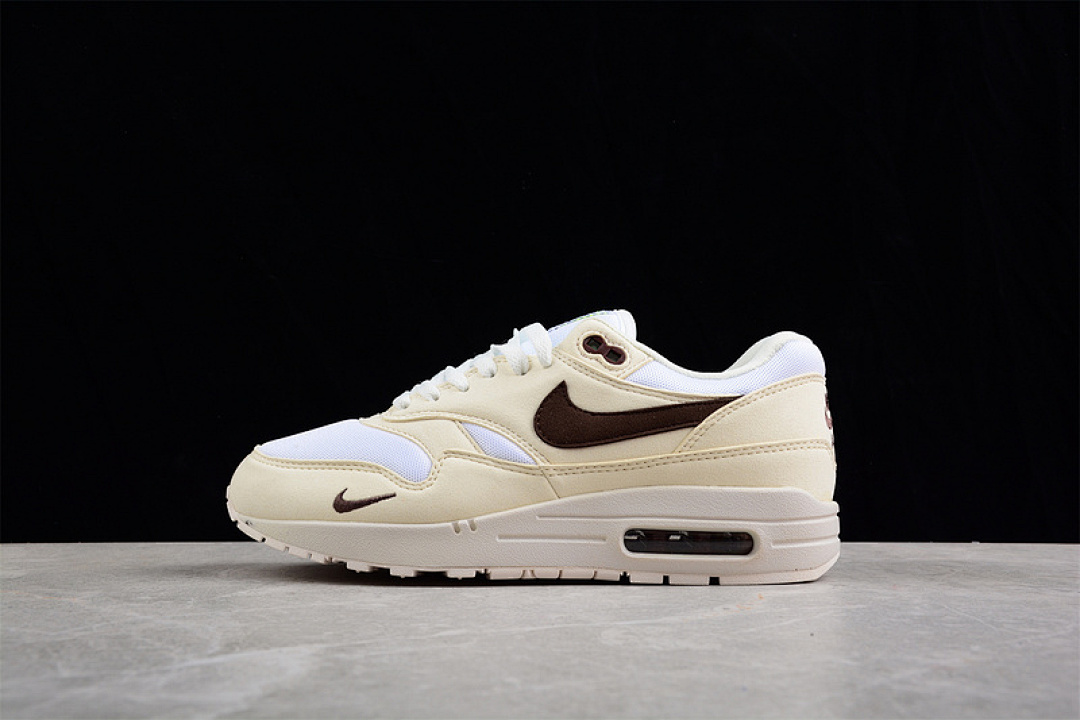 Off-White [DZ4494-100]-[AIR MAX 1 IRONSTONE WHITE/OFF WHITE/BLACK]-[WOMAN:36-39]-[MAN:40-47.5], photo 1