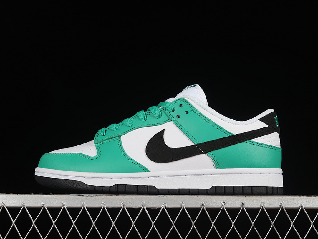 Unbranded [FN3612-300]-[DUNK LOW STADIUM GREEN/BLACK/WHITE]-[WOMAN:36-39]-[MAN:40-46], photo 1