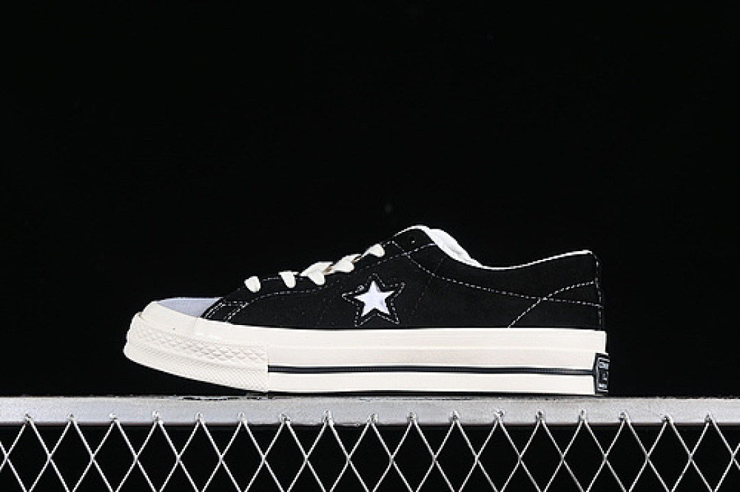 Converse [CONVERSE ONE STAR J VTG SUEDE 2023SS BLACK/WHITE/GREY]-[WOMAN:35-39]-[MAN:40-44], photo 1