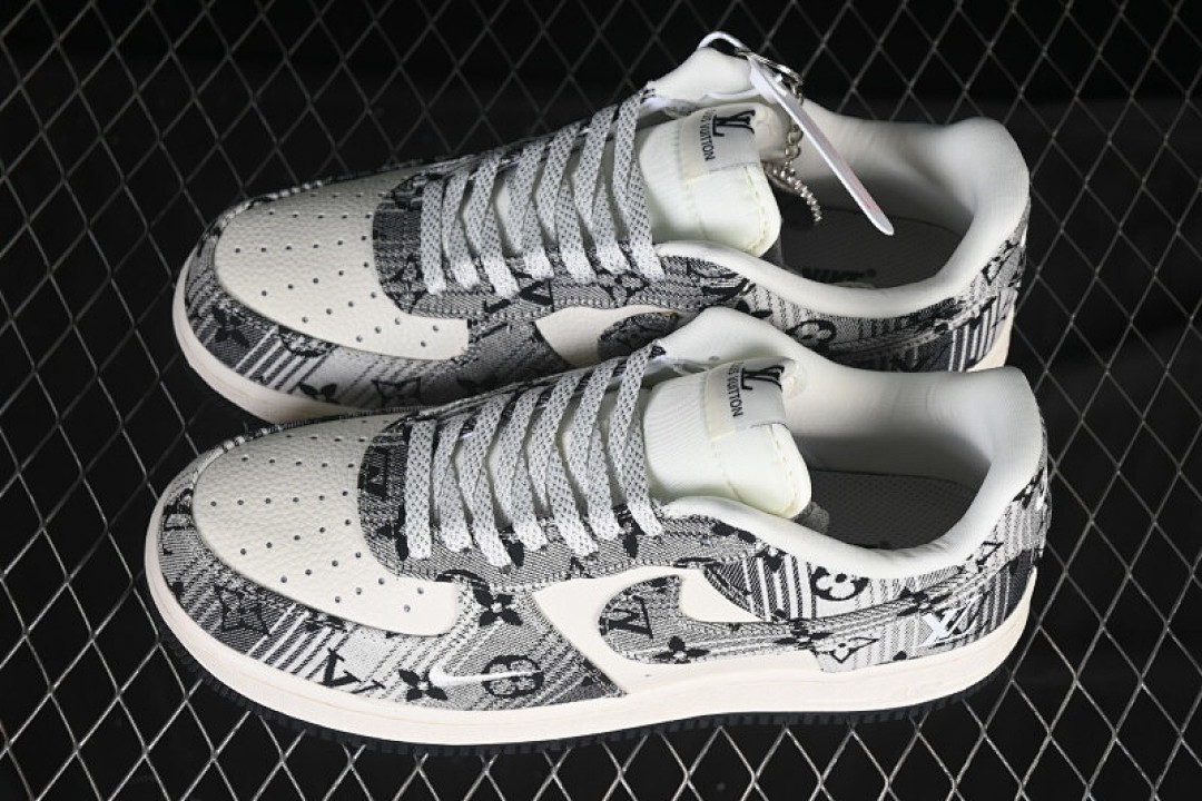 Nike [DF0188-077]-[AIR FORCE 1 07 LOW LV WHITE/GREY/BLACK]-[WOMAN:36-39]-[MAN:40-45] - Image 11