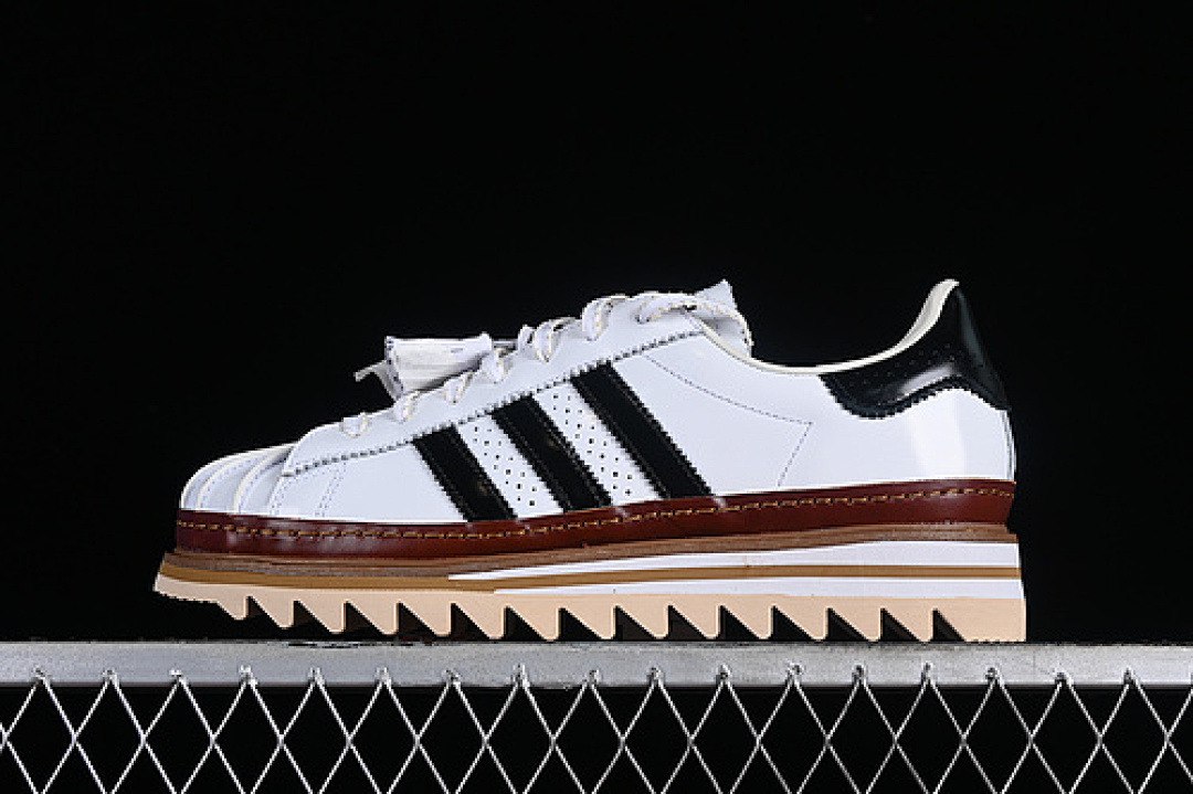 Unbranded [IH3132]-[CLOT X SUPERSTAR CLOUD WHITE/CORE BLACK/CRYSTAL SAND]-[WOMAN:36-39]-[MAN:40-46], photo 1