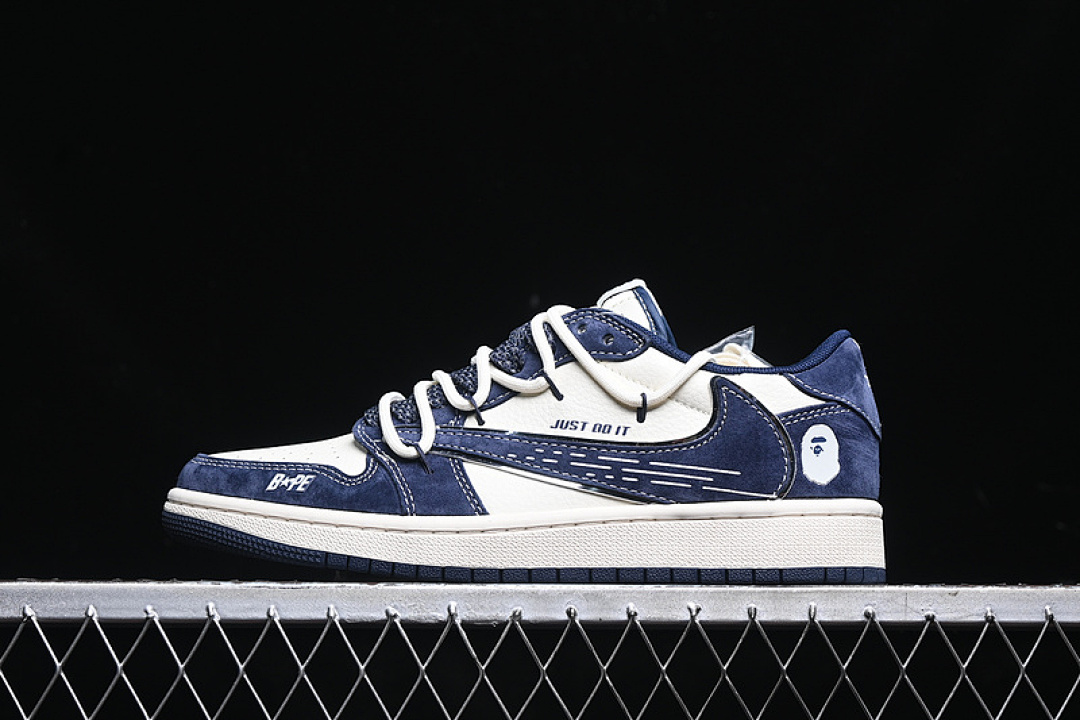 Jordan [XS3186-201]-[TRAVIS SCOTT X FRAGMENT DESIGN AIR JORDAN 1 LOW OG SP WHITE/BLUE]-[36-45], photo 1