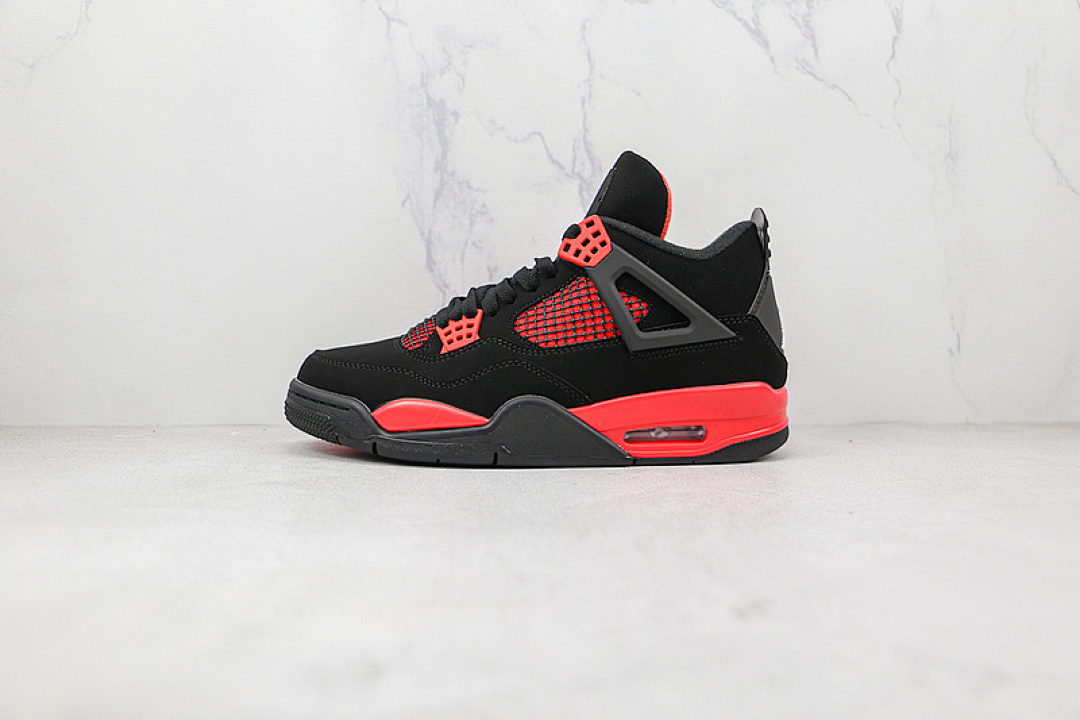 Jordan AIR Jordan 4 RETRO RED THUNDER BLACK/WHITE-RED · CT8527-016, photo 1
