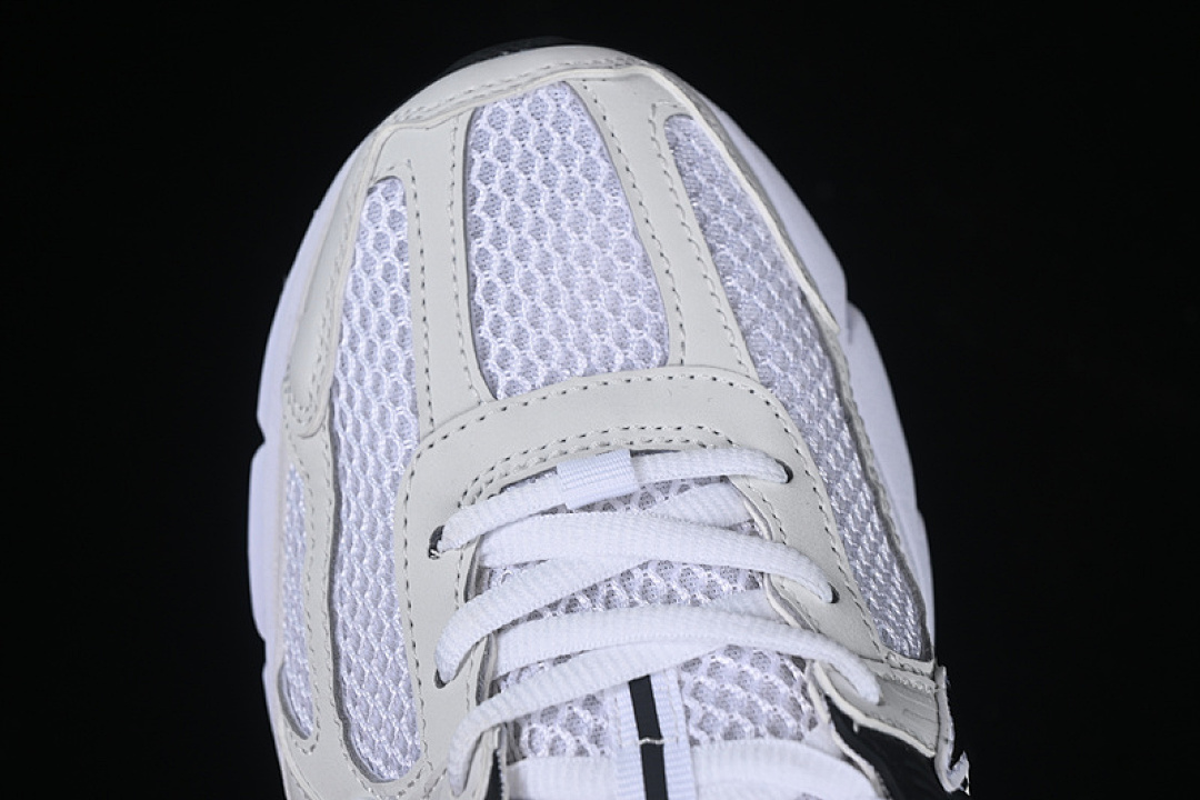 Nike [FB9149-101]-[AIR ZOOM VOMERO 5 WHITE/PLATINUM TINT/METALLIC PLATINUM/BLACK]-[UNISEX:36-46] - Image 10
