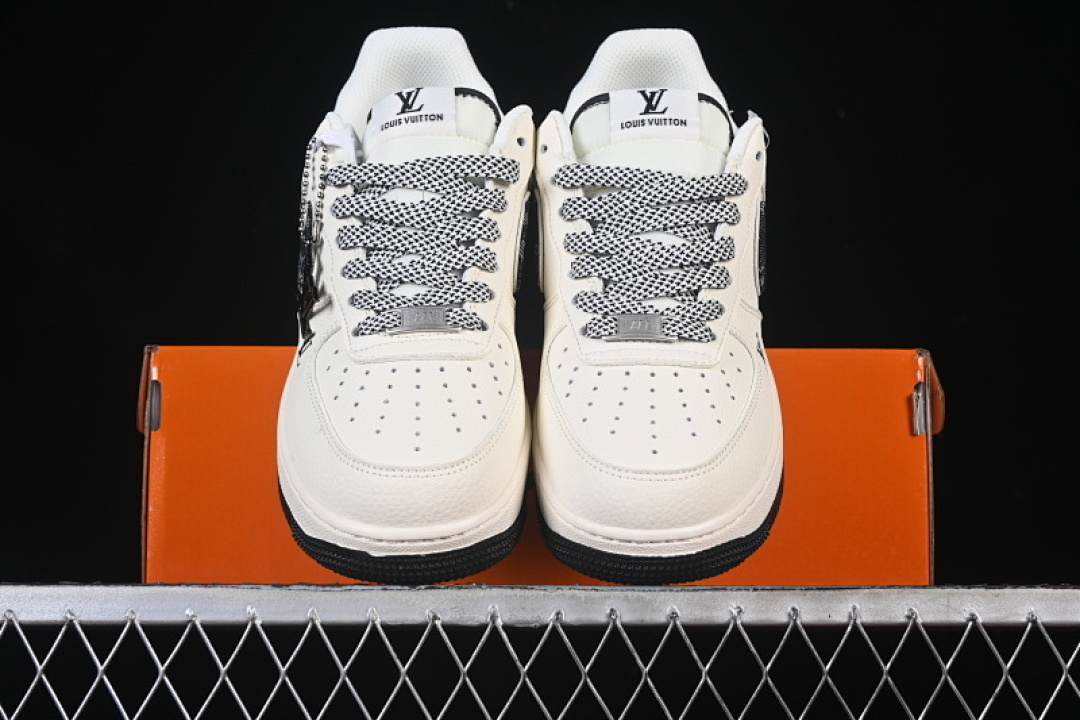 Nike [SM6668-108]-[AIR FORCE 1 07 LOW LV WHITE/GREY/BLACK]-[WOMAN:36-39]-[MAN:40-45] - Image 13