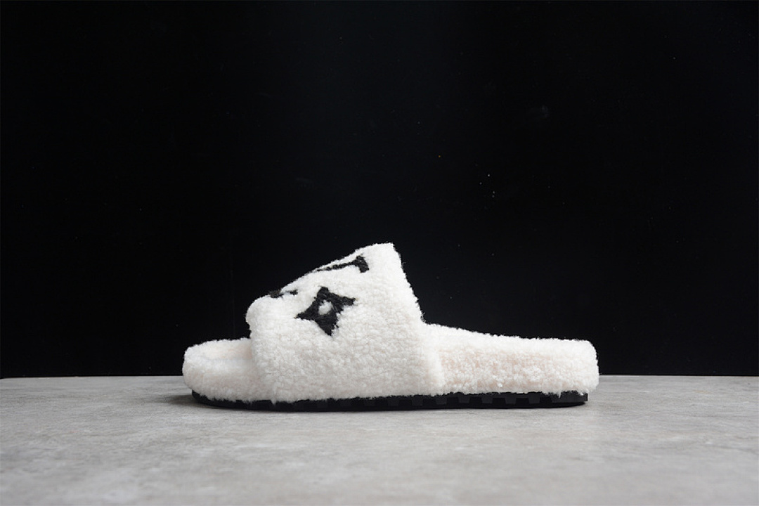 Louis Vuitton Louis Vuitton L*V STELLAR SNEAKER WHITE/WHITE/BLACK · AG2U7AMDBJIN365, photo 1